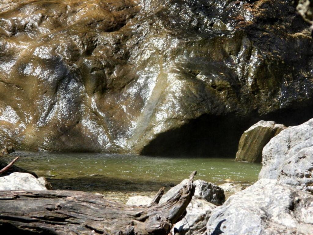 Waterval In Het Huis Boshoek Villa Aschau im Chiemgau Exteriör bild