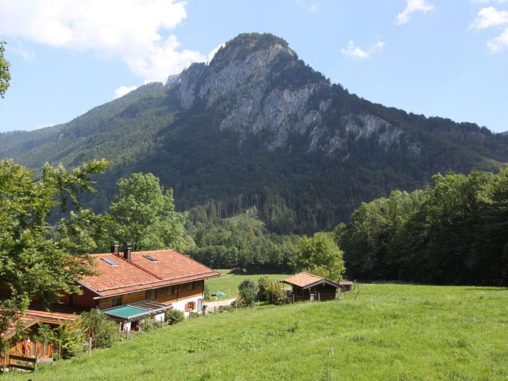 Waterval In Het Huis Boshoek Villa Aschau im Chiemgau Exteriör bild